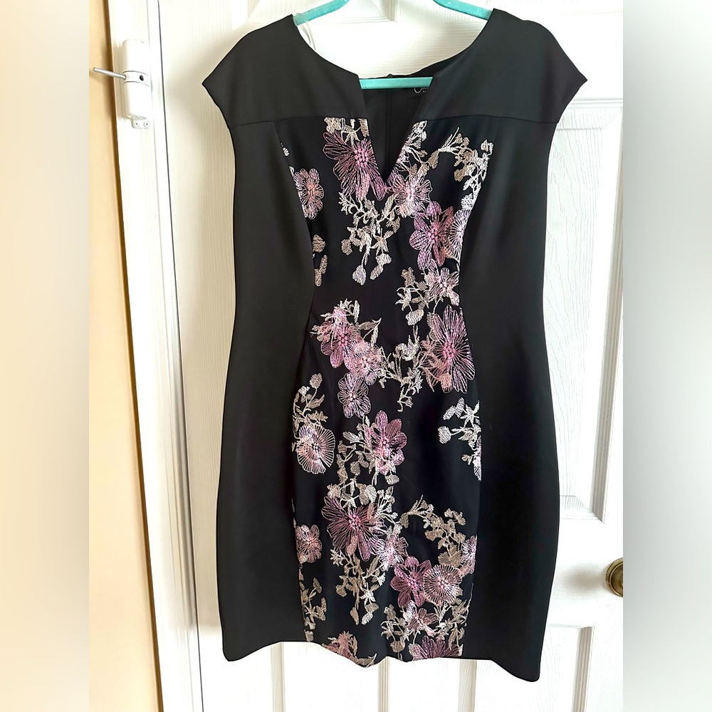 Connected apparel Elegant Black and Pink Floral Dress size 14P
